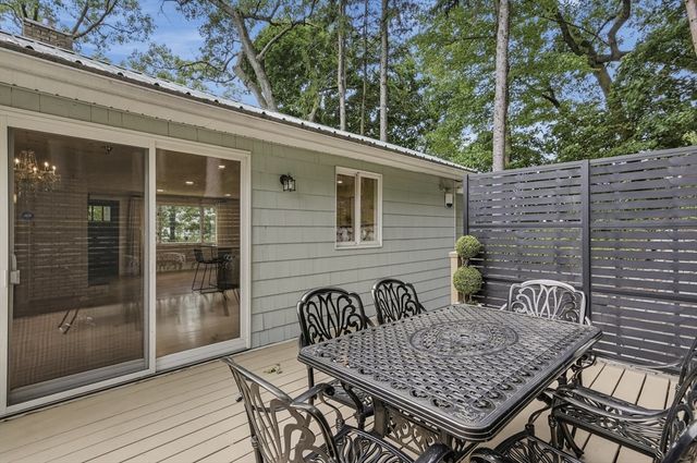 334 Rogers St, Lowell, MA 01852