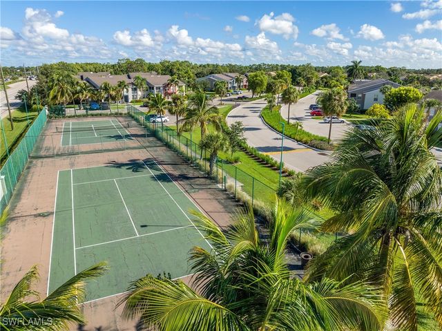 153 Santa Clara DR 15, Naples, FL 34104