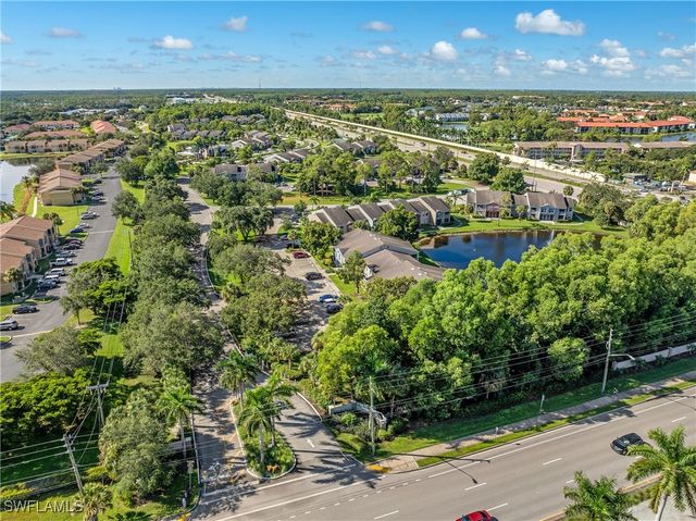 153 Santa Clara DR 15, Naples, FL 34104