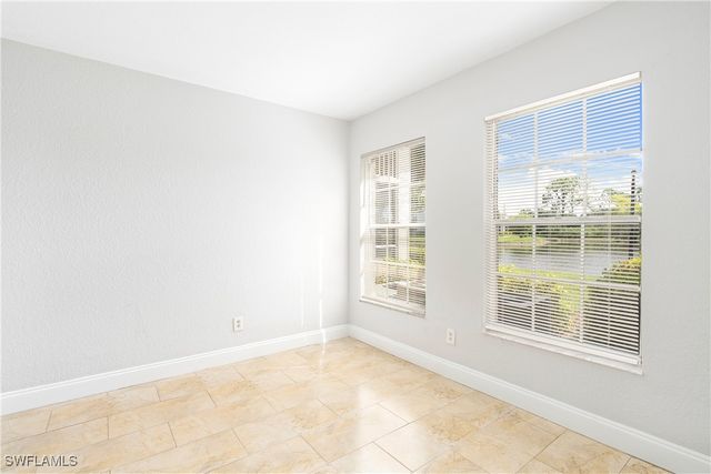 153 Santa Clara DR 15, Naples, FL 34104