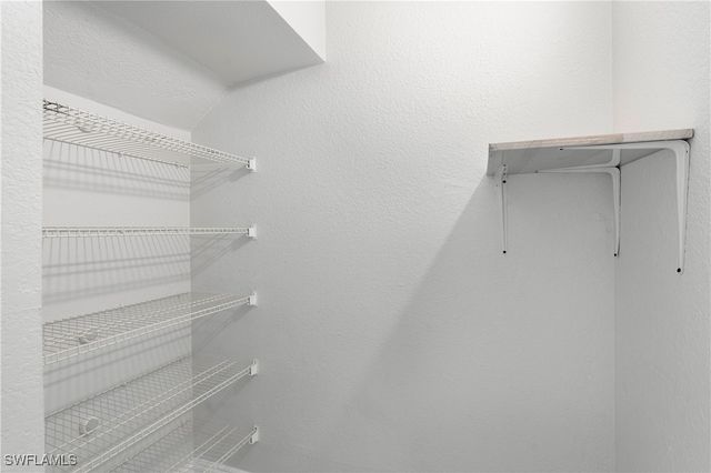 153 Santa Clara DR 15, Naples, FL 34104