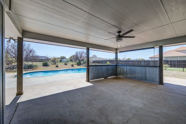 220 Odessa Drive, Haslet, TX 76052