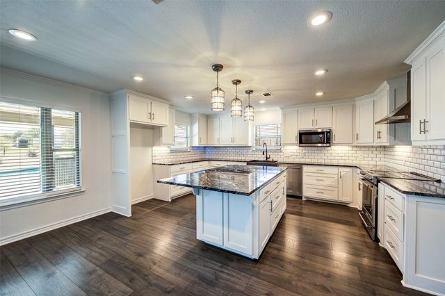 220 Odessa Drive, Haslet, TX 76052