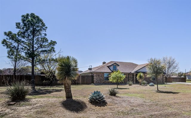 220 Odessa Drive, Haslet, TX 76052
