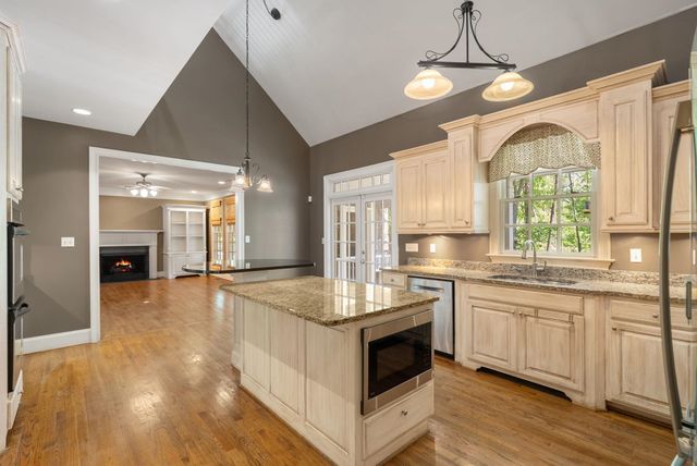 603 Virginia Pine Ct, Spartanburg, SC 29306
