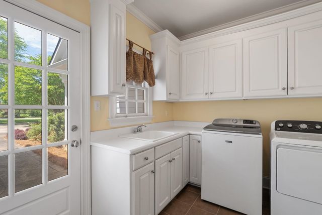 603 Virginia Pine Ct, Spartanburg, SC 29306