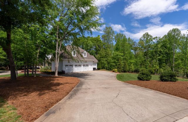 603 Virginia Pine Ct, Spartanburg, SC 29306