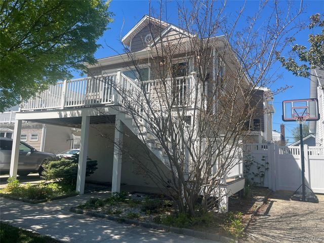 439 Market E, Long Beach, NY 11561