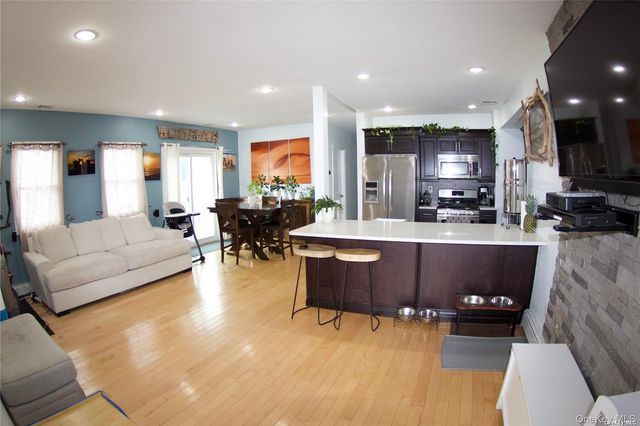 439 Market E, Long Beach, NY 11561