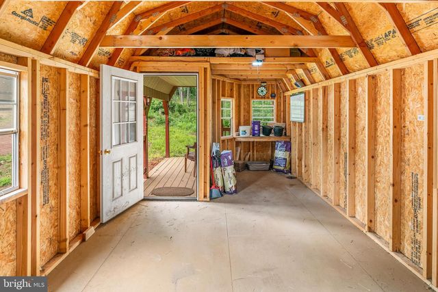 1305 WHISPERING PINES RD, Slanesville, WV 25444