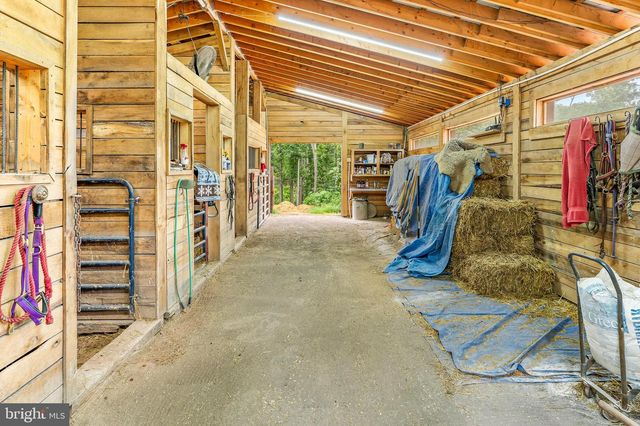 1305 WHISPERING PINES RD, Slanesville, WV 25444