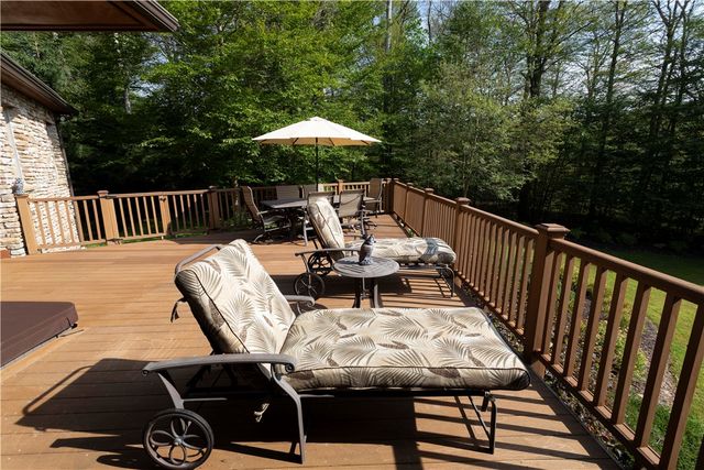 470 Pheasant Run Lane, Seven Springs Resort, PA 15622
