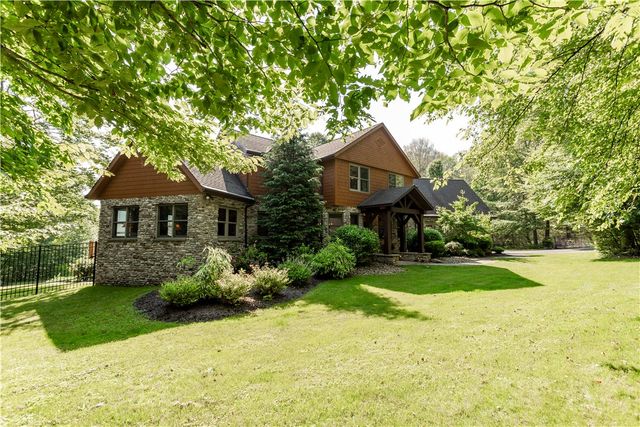 470 Pheasant Run Lane, Seven Springs Resort, PA 15622