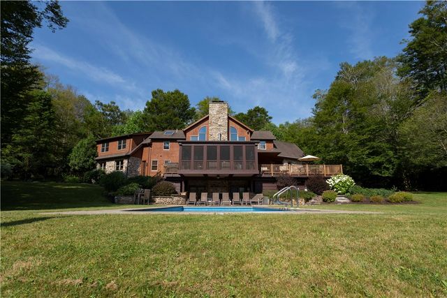 470 Pheasant Run Lane, Seven Springs Resort, PA 15622
