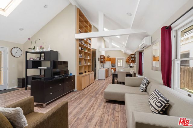 428 Rialto Avenue, Venice, CA 90291