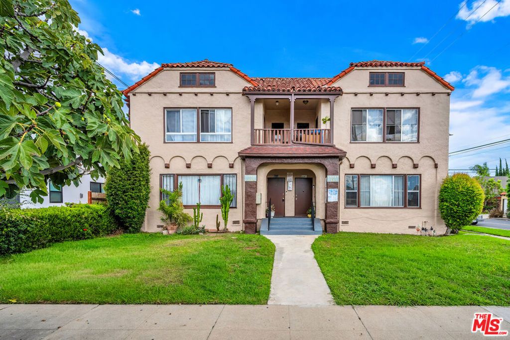 1662 S Hayworth Avenue, Los Angeles, CA 90035 — photo 3