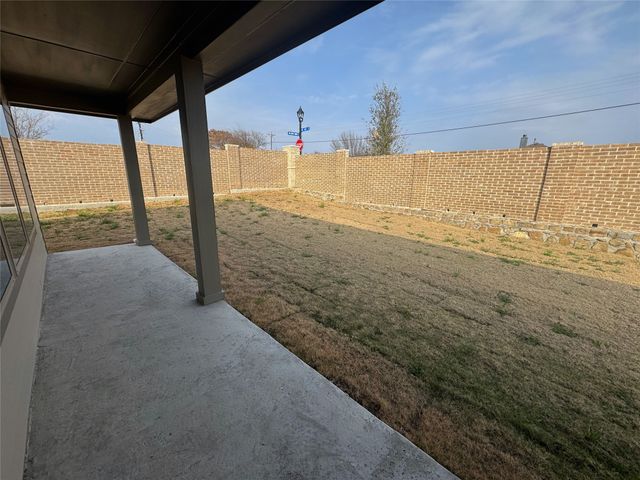 1503 Red Clover Avenue, Van Alstyne, TX 75495