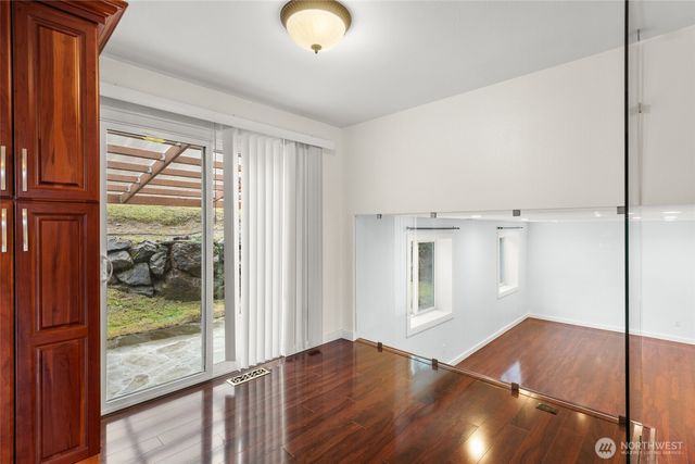 2702 Cedar Avenue S, Renton, WA 98055