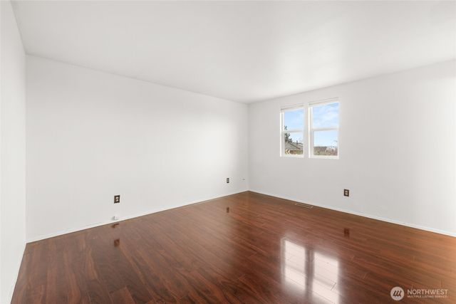 2702 Cedar Avenue S, Renton, WA 98055