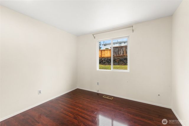 2702 Cedar Avenue S, Renton, WA 98055