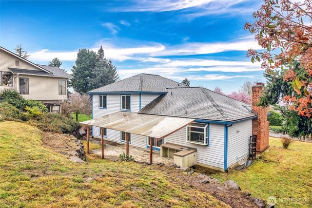 2702 Cedar Avenue S, Renton, WA 98055