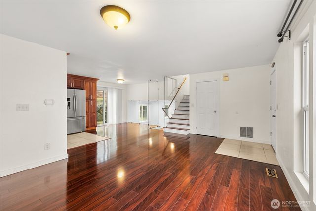 2702 Cedar Avenue S, Renton, WA 98055