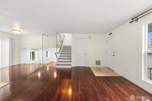 2702 Cedar Avenue S, Renton, WA 98055