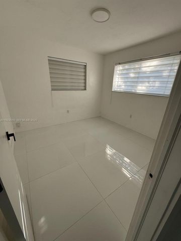 2340 Jamaica Dr, Miramar, FL 33023