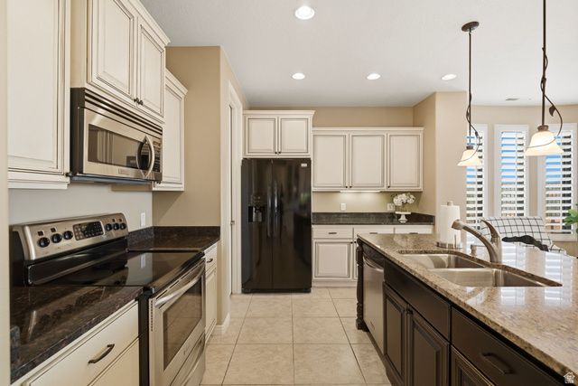 1672 N RANCH VIEW DR, Washington, UT 84780