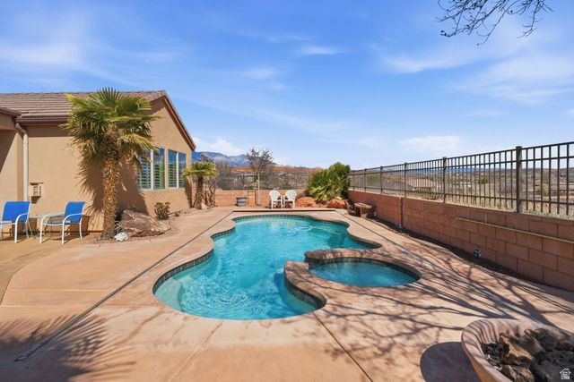 1672 N RANCH VIEW DR, Washington, UT 84780