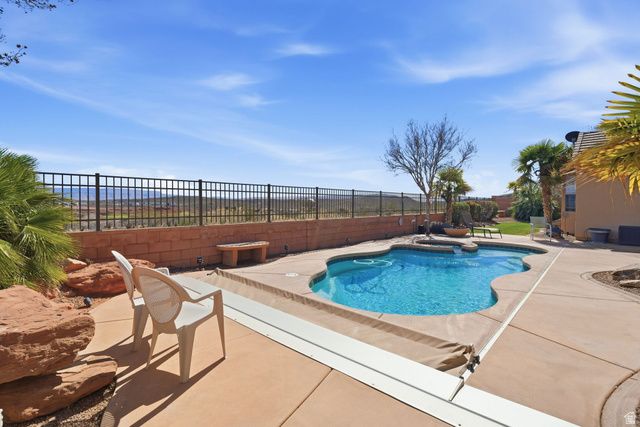 1672 N RANCH VIEW DR, Washington, UT 84780