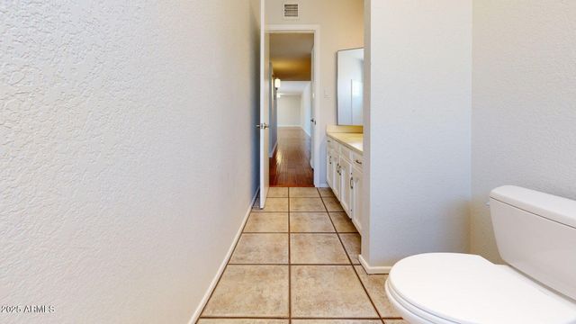 2534 S Grandview Avenue, Tempe, AZ 85282