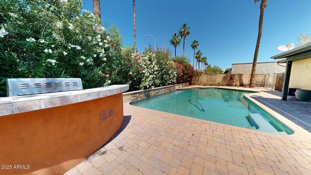2534 S Grandview Avenue, Tempe, AZ 85282