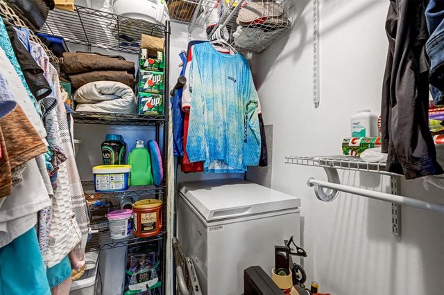 5300 Washington Street W414, Hollywood, FL 33021