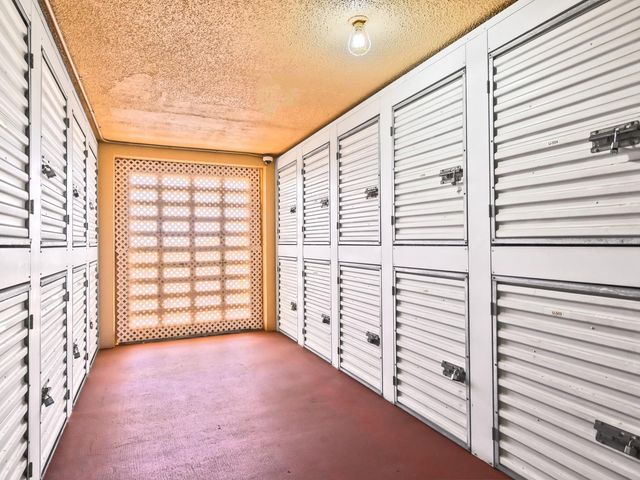 5300 Washington Street W414, Hollywood, FL 33021