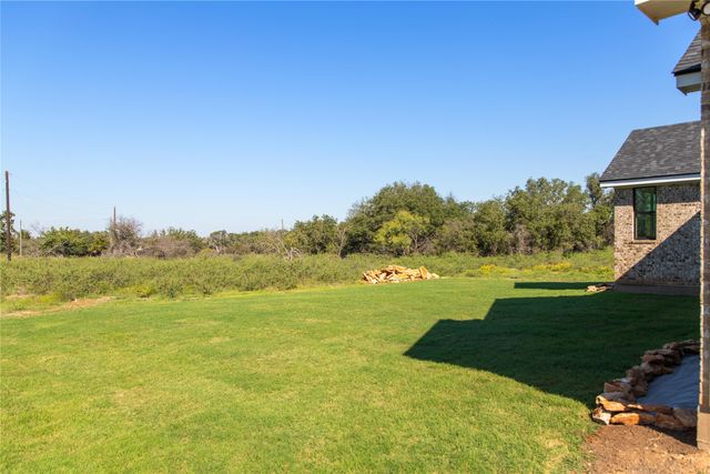 7702 Feather Bay Blvd Boulevard, Brownwood, TX 76801