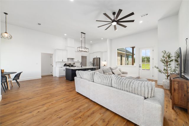 7702 Feather Bay Blvd Boulevard, Brownwood, TX 76801