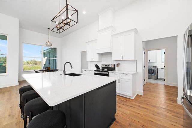 7702 Feather Bay Blvd Boulevard, Brownwood, TX 76801