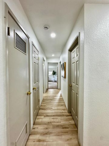 1905 Shell Ct, Modesto, CA 95356