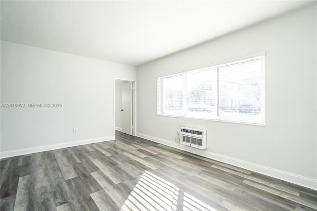 7911 Abbott Ave 9, Miami Beach, FL 33141