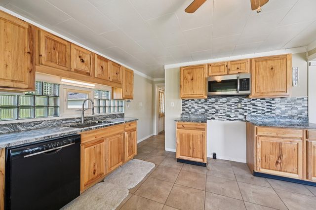 424 Ridge Avenue, Newark, OH 43055