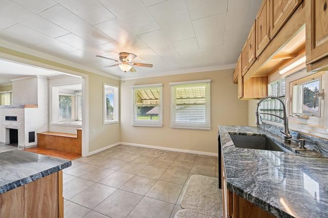 424 Ridge Avenue, Newark, OH 43055
