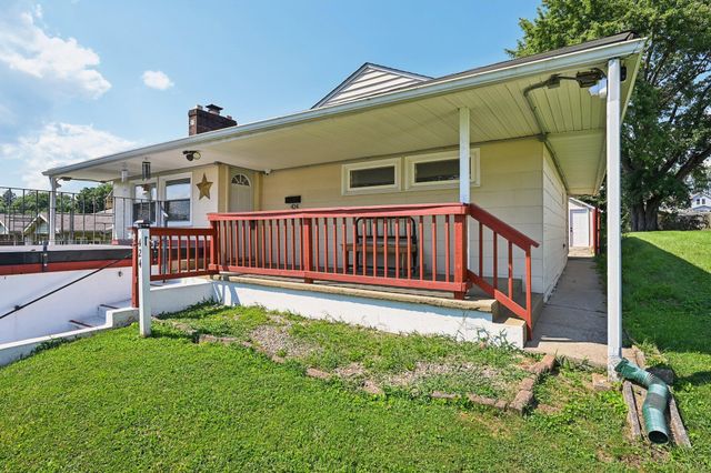 424 Ridge Avenue, Newark, OH 43055