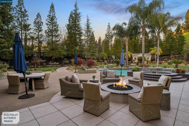 5411 Blackhawk Dr, Danville, CA 94506