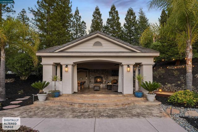 5411 Blackhawk Dr, Danville, CA 94506