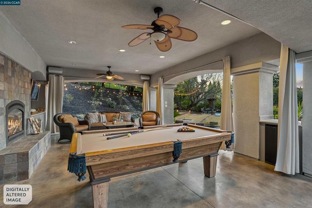 5411 Blackhawk Dr, Danville, CA 94506