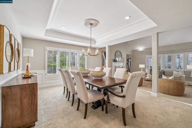 5411 Blackhawk Dr, Danville, CA 94506