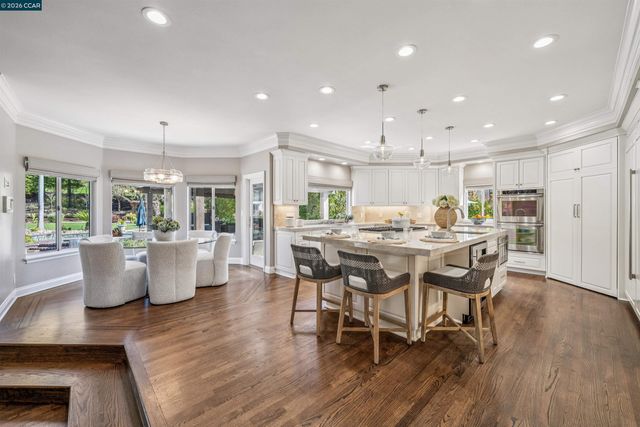 5411 Blackhawk Dr, Danville, CA 94506