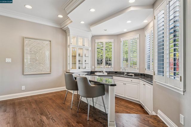 5411 Blackhawk Dr, Danville, CA 94506