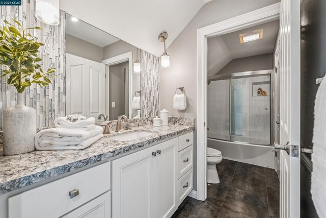 5411 Blackhawk Dr, Danville, CA 94506